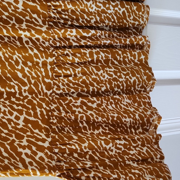 Mid Length Dress - Picture 2 of 6